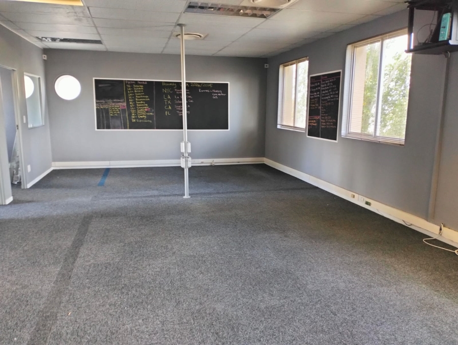 To Let commercial Property for Rent in Durbanville Western Cape